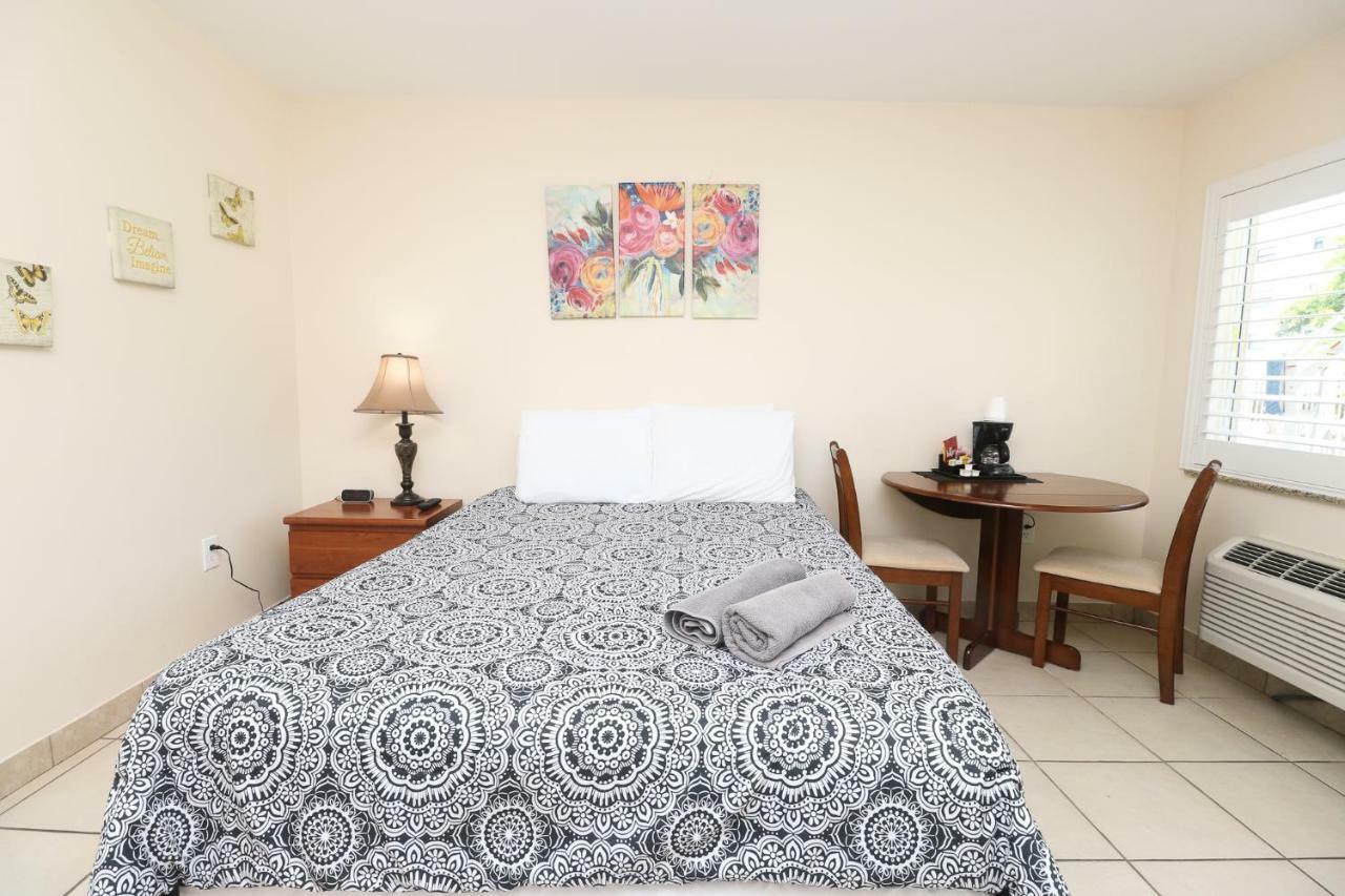 Atlantique Beach House Hotel Deerfield Beach Esterno foto